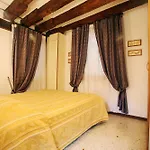Angels - Wr Apartments